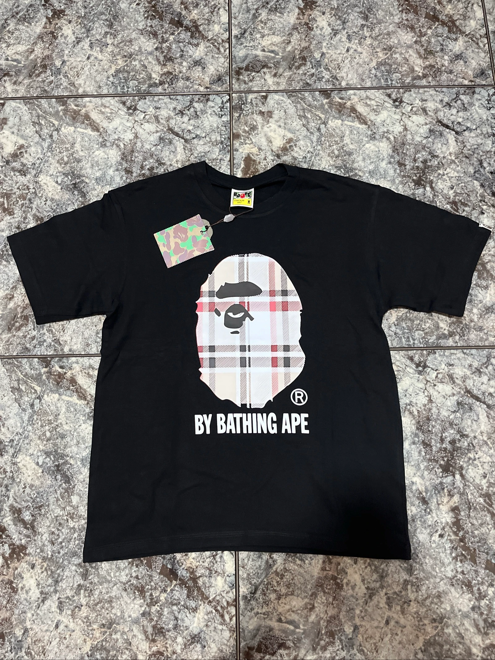 T-shirt bape